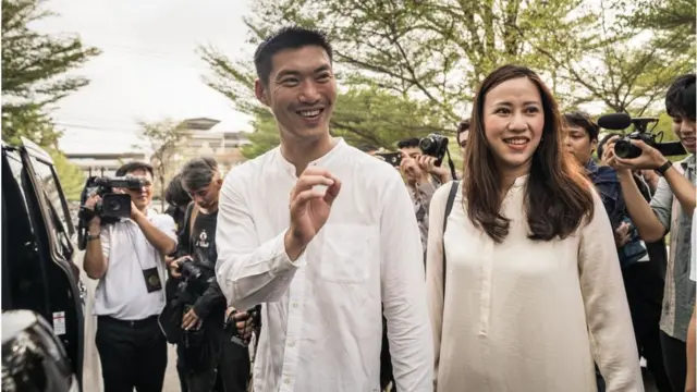 ธนาธร รวิพรรณ