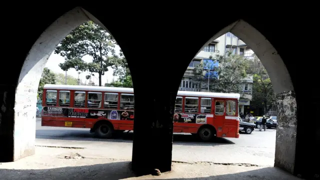 बेस्ट, मुंबई महानगरपालिका, मुंबई वाहतूक
