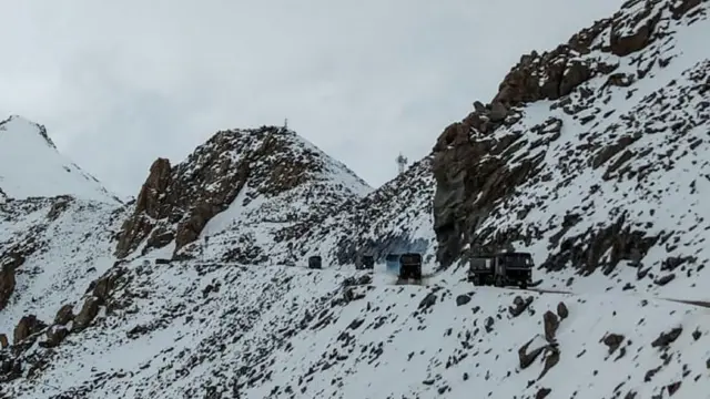 இந்தியா சீனா எல்லைப்பகுதி