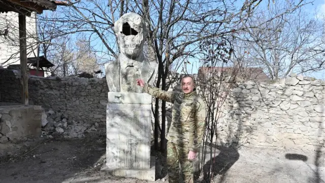 Ilham Əliyev Mehriban Əliyeva Leyla Əliyeva