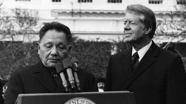 中國領導人鄧小平1979訪問美國受到卡特總統歡迎