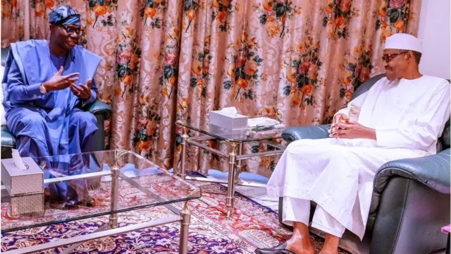 Gomina Sanwo-Olu n jiroro pẹlu aarẹ Buhari