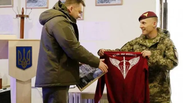 "Майк" з ексміністром оборони Загороднюком