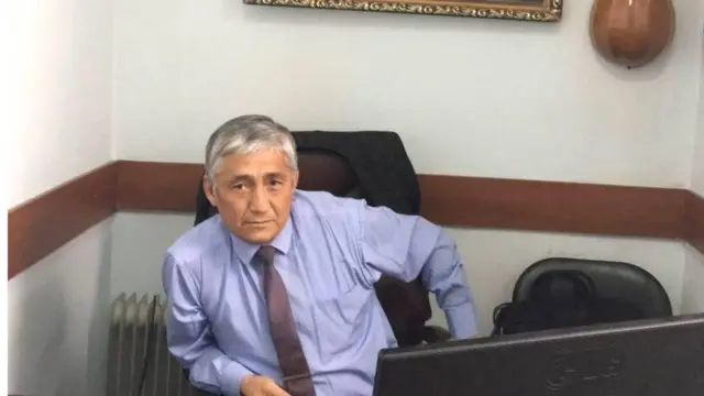 Сагынбек Абдракмановду 2017-жылы КСДПнын айрым мүчөлөрү Жээнбековду атаандаш президенттикке талапкер катары көрсөтүшкөн.