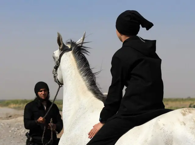 IŞİD Propaganda filminden bir görüntü