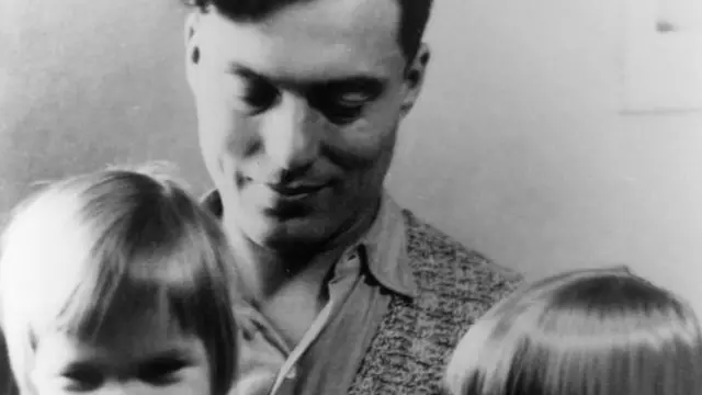 ஹிட்லரை கொல்வதற்கு முயன்ற ஜெர்மன் அதிகாரி