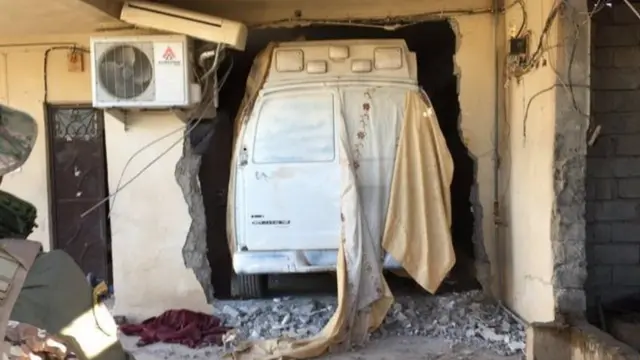 عربة مفخخة عثر عليها مخفية في إحدى القرى