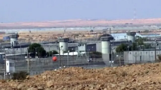 بدأ المهاجرون الافارقة الوصول الى اسرائيل عام 2006 عبر الحدود المصرية في شبه جزيرة سيناء