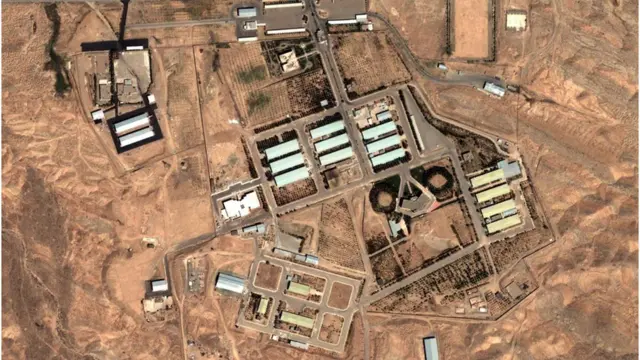 صورة أرشيفية بالقمر الصناعي لمجمع بارشين البحثي في إيران