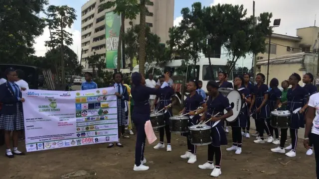 Young pipo participate for di climate strike for Port Harcourt, Rivers state, Nigeria.