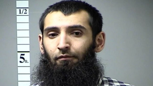 2016 foto of di suspect wey US tory people identify as Sayfullo Saipov.