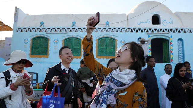 Touristes à Gharb Suhil, Égypte - mercredi 12 février 2020
