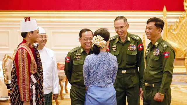 ဒုတိယ ဗိုလ်ချုပ်ကြီးကျော်ဆွကို (ယာစွန်) ကိုဖယ်ရှားခဲ့