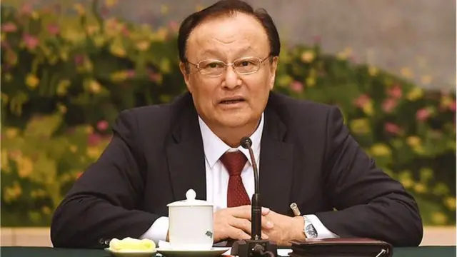 Шохрат Закир - председатель провинции Синьцзян и этнический уйгур.