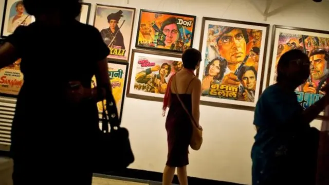 बॉलीवुड पोस्टर