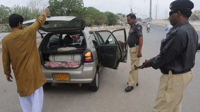 کراچی پولیس