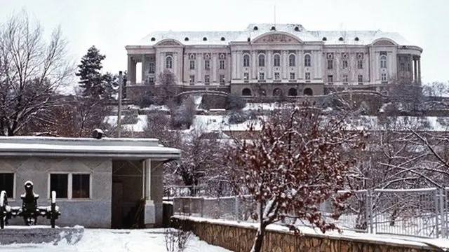 قصر تاج‌بیک