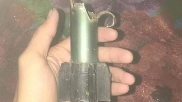 ဒေသခံတွေကတော့ စစ်ကောင်စီဘက်က လက်နက်ကြီးတွေနဲ့ ပစ်တယ်လို့ ပြောပါတယ်။