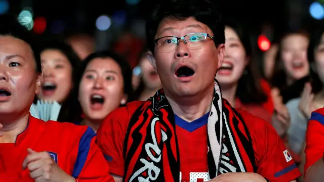 Pendukung Korea Selatan di Seoul.