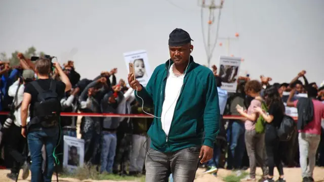 ኣታኽልቲ ኣብ ሰላማዊ ሰልፊ