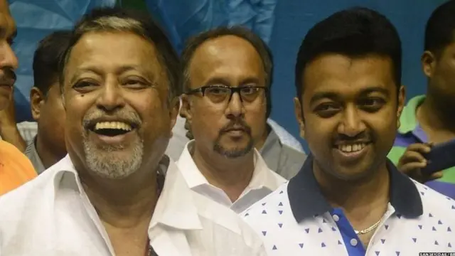 முகுல் மற்றும் அவரின் மகன்