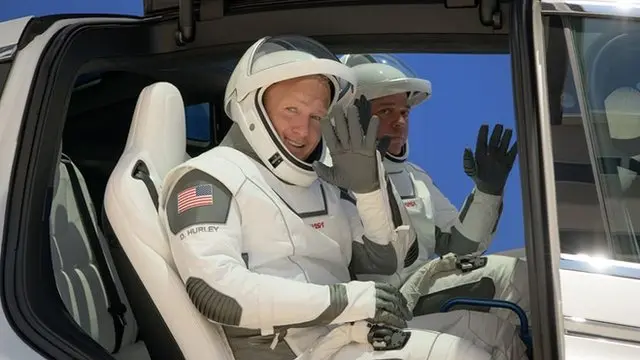داگ هرلی و باب بنکن قرار است چهارشنبه به مدار زمین پرتاب شوند