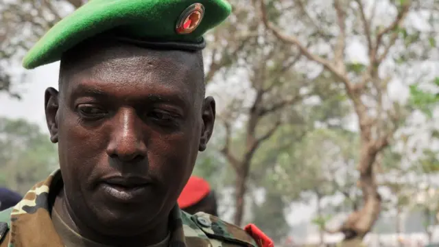 Jenerali Athanase Kararuza yari umuhanuzi mu biro vy'icegera ca mbere c'umukuru w'igihugu