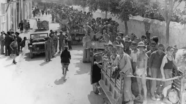 Автоколонна с итальянскими пленными на Сицилии (17 августа 1943 года)