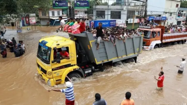 केरळ, पूर, निसर्ग