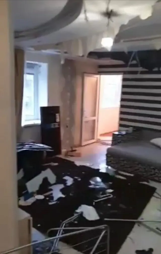 Заради відео в TikTok. У Києві судитимуть молодиків, які влаштували погром в орендованій квартирі