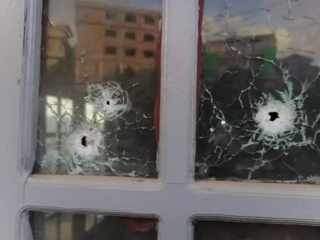 မြို့တွင်းမှာပစ်ခတ်မှုတွေအပြင် ရဟတ်ယာဉ်နဲ့ဗုံးကြဲတိုက်ခိုက်မှုတွေရှိ