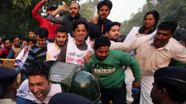 नोटबंदी के ख़िलाफ़ कांग्रेस का प्रदर्शन