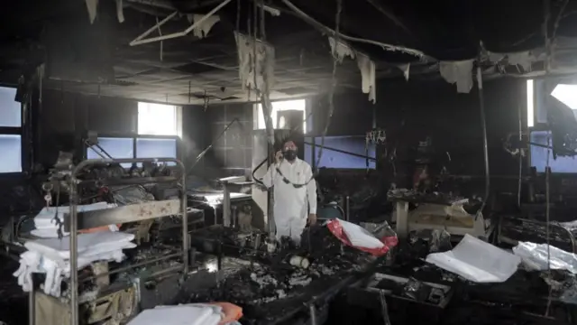 विजय वल्लभ हॉस्पिटलमधील आगीनंतरची परिस्थिती