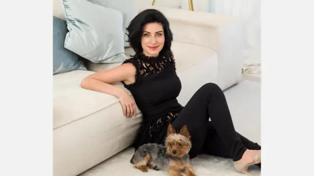 贾克林·西恩纳·尹迪亚