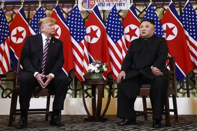 ਅਮਰੀਕੀ ਰਾਸ਼ਟਰਪਤੀ ਡੌਨਲਡ ਟਰੰਪ ਅਤੇ ਦੱਖਣੀ ਕੋਰੀਆ ਦੇ ਆਗੂ ਕਿੰਮ ਯੋਂਗ ਉਨ