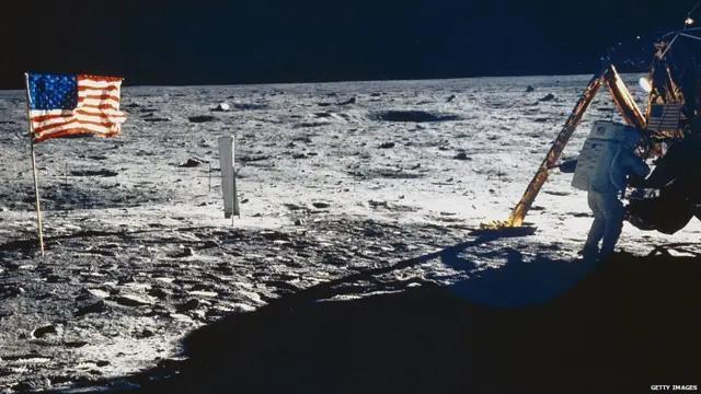 ਚੰਨ 'ਤੇ ਅਮਰੀਕਾ ਦਾ ਝੰਡਾ