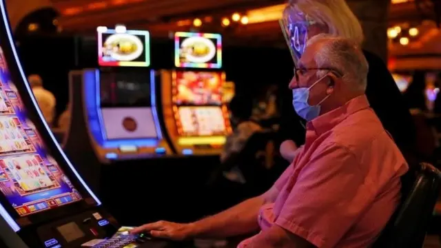 Homem jogavulkan bet pagacassinovulkan bet pagaLas Vegas