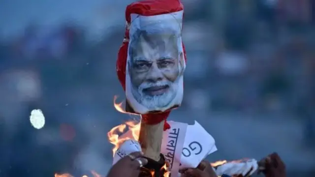 नरेंद्र मोदी