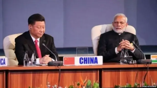 नरेंद्र मोदी आणि शी जिनपिंग