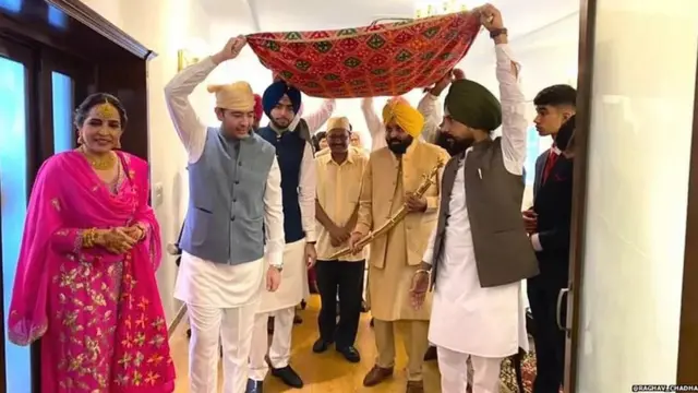 पंजाब के मुख्यमंत्री भगवंत मान ने एक निजी समारोह में डॉ. गुरप्रीत कौर से शादी की