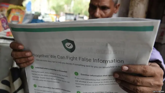 ਜੁਲਾਈ 2018 ਵਿੱਚ 'ਫਾਰਵਰਡ ਲਿਮਿਟ' ਲਗਾਉਣ ਵੇਲੇ ਵੱਟਸਐਪ ਨੇ ਕਈ ਅਖਬਾਰਾਂ ਵਿੱਚ ਇਸ਼ਤਿਹਾਰ ਦੇ ਕੇ ਲੋਕਾਂ ਨੂੰ ਫੇਕ ਨਿਊਜ਼ ਖਿਲਾਫ ਲੜਨ ਦੀ ਅਪੀਲ ਵੀ ਕੀਤੀ ਸੀ