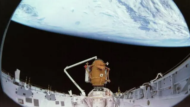 સ્પેસ લેબ