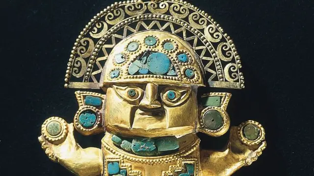 cuchillo ceremonial perteneciente a una cultura del norte peruana.