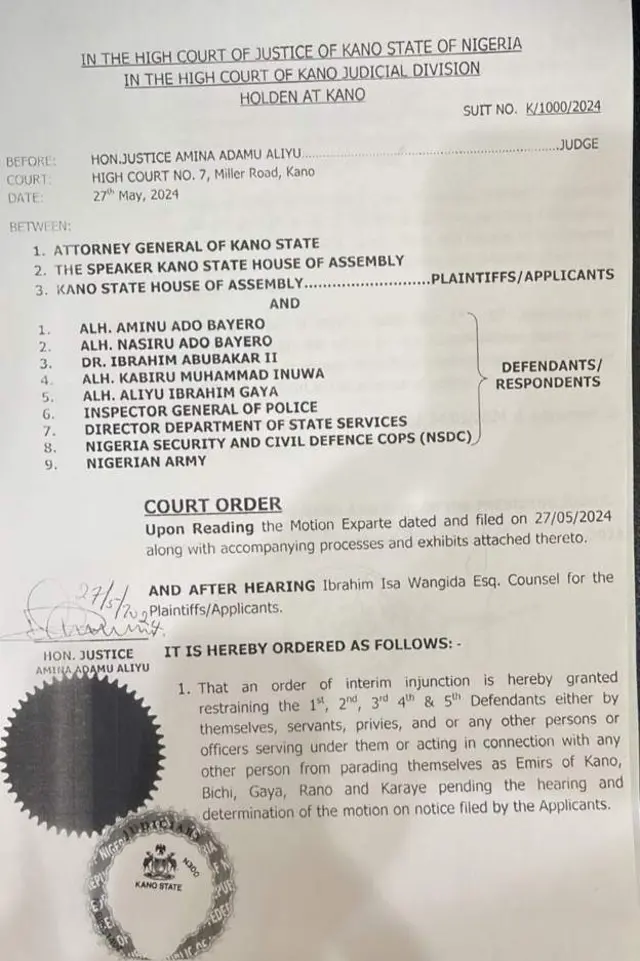 Aworan iwe lati ile ẹjọ 