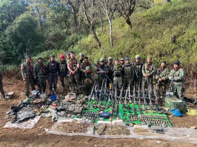 ၂၀၂၄ ဇန်နဝါရီ ၁၆ ရက်၊ သိုင်းငင်းစခန်းသိမ်းပွဲက CDF CDM Siyin တပ်ဖွဲ့ဝင်တွေ