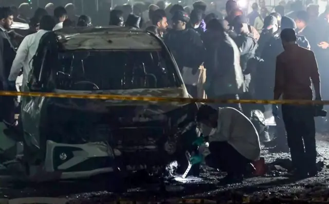 10 नवंबर की शाम देश की राजधानी दिल्ली के लाल किला मेट्रो स्टेशन के पास एक कार में धमाका हुआ था