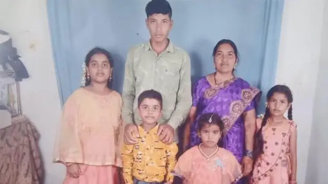 ਦੌਲਤ ਬੀ ਦੇ ਪੰਜ ਬੱਚੇ