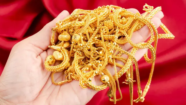 2026ஆம் ஆண்டில் தங்கம், வெள்ளி விலை நிலவரம் எப்படி இருக்கும்? ஓர் அலசல்