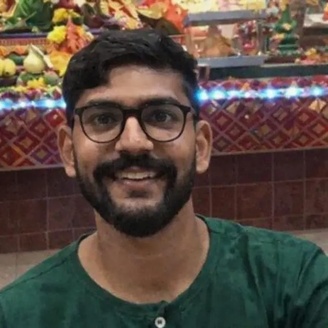 મધ્યપૂર્વ એશિયા તણાવ, દીક્ષિત સોલંકી મૃત્યુ, ખલાસી ક્રૂ મૅમ્બર મૃત્યુ, બીબીસી ગુજરાતી, મુંબઈનો પરિવાર, 