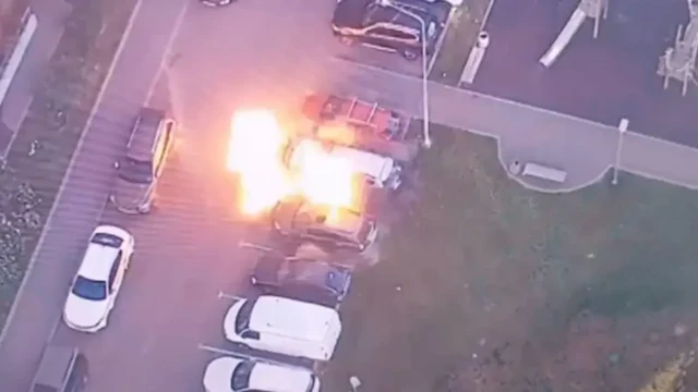 кадр з відео